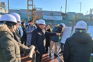 유정복 인천시장, 청라국제도시 스타필드건설 현장 점검