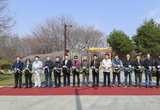 수도권매립지관리공사, 새로 조성한 ‘맨발 걷기 산책로’서 식목 행사 개최